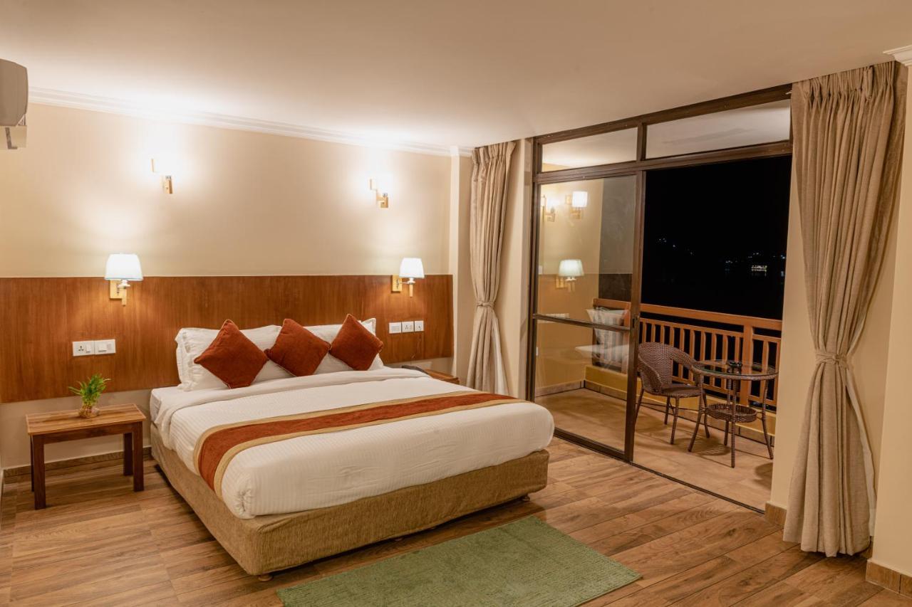 Hotel Fewa Camp Pokhara Zewnętrze zdjęcie