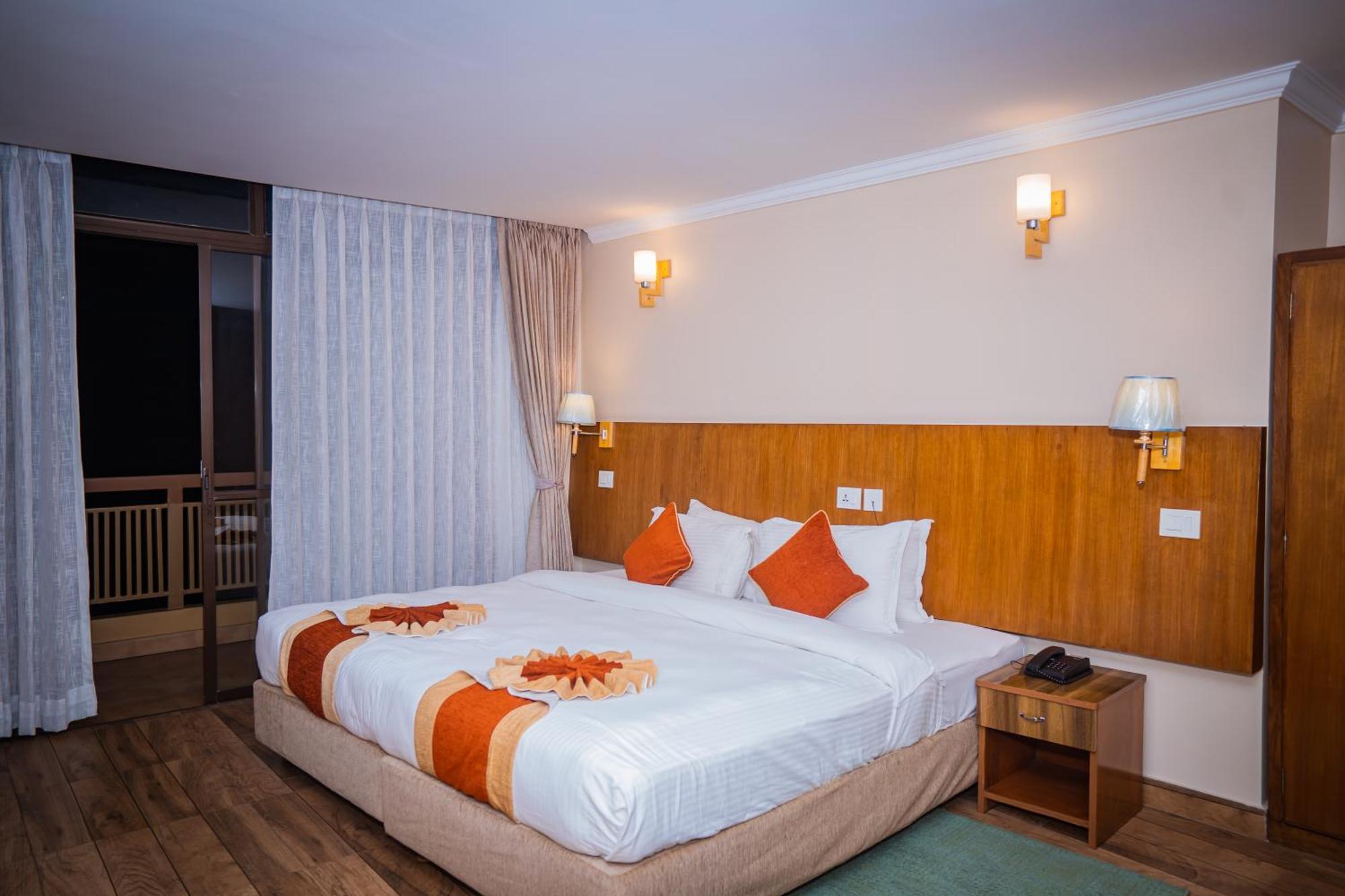 Hotel Fewa Camp Pokhara Zewnętrze zdjęcie